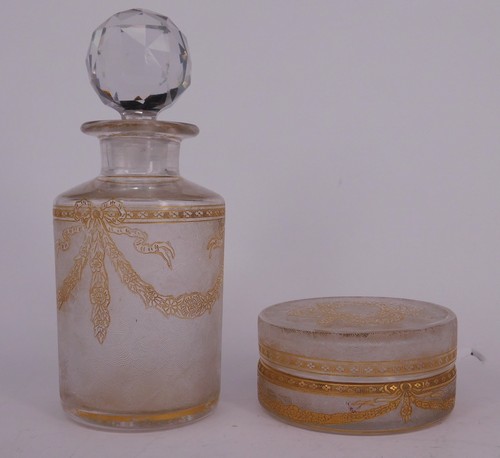 Baccarat glasflakon und - glasflakon,